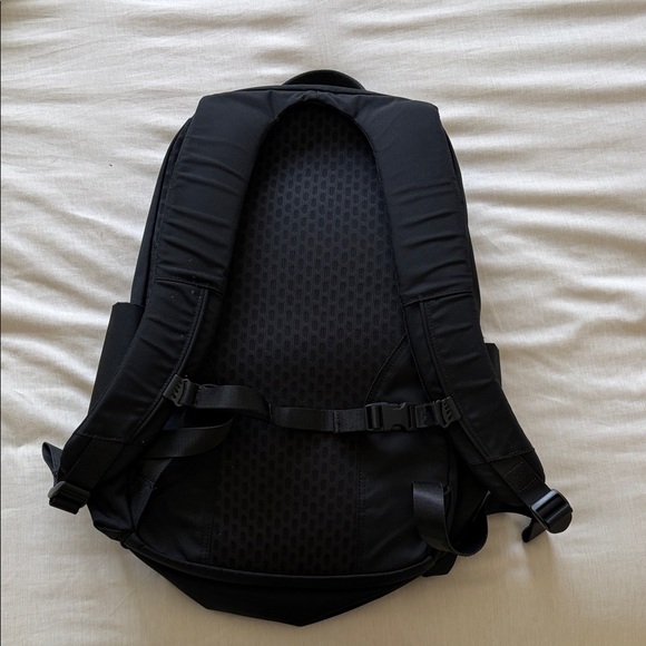 Lululemon Athletica Black Backpack - Picture 2 of 4